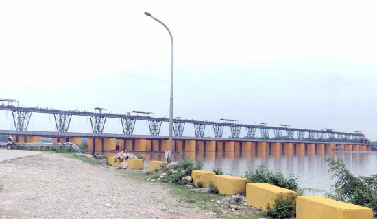नेपाल-भारत जोड्ने टनकपुर पुल